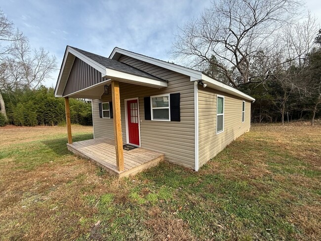 Photo - 2 Bedroom/2 Bath Home in Wadesboro
