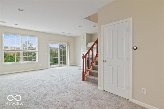 Photo - 172 Straughn Ln