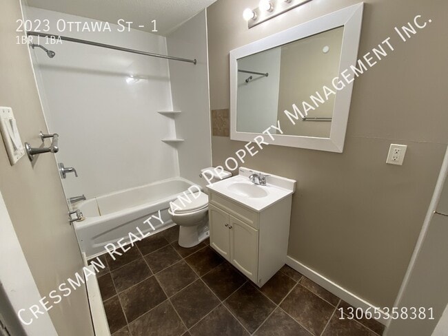 Photo - 1 Bedroom Apartment located Downtown Regina Unit 1