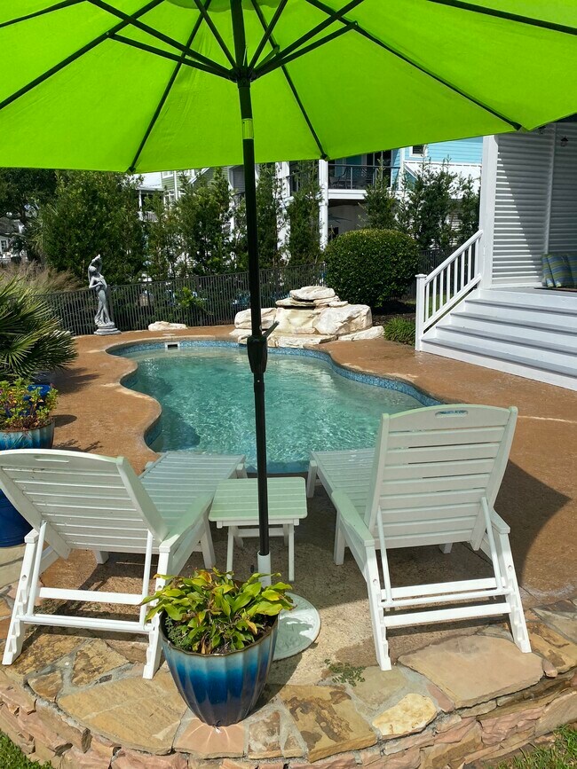 Photo - 136 Inlet Point Dr