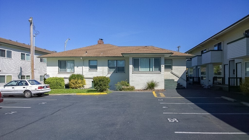 Photo - Century Plaza