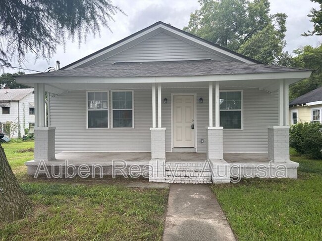 Photo - 2019 Olive Rd House