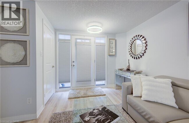 Photo - 1989 Ottawa Street S Unit 27A