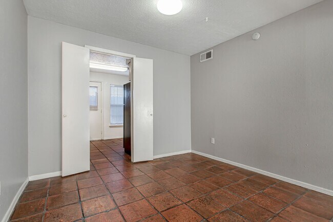 Photo - 10248 Regal Oaks Dr