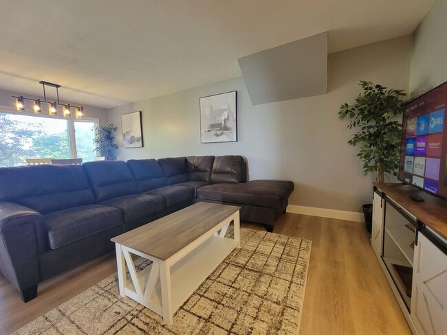 Photo - 7 Hudson Pl Unit APT #2