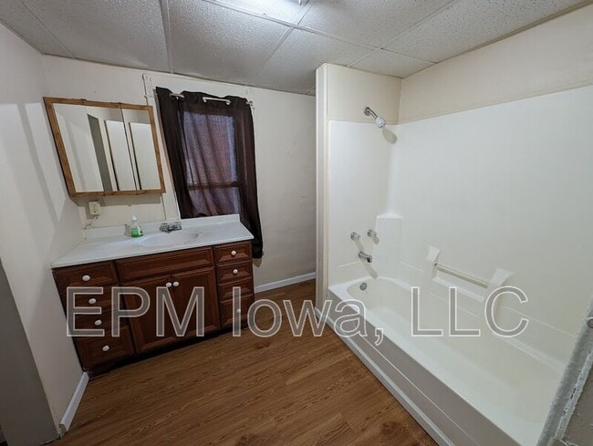 Photo - 2113 Mulberry St