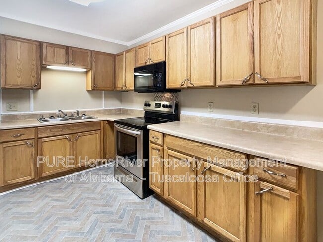 Photo - 322 20th E St