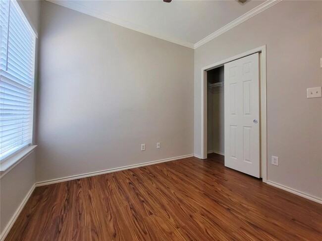 Photo - 11409 Hereford St