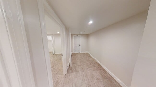 Photo - 130 Putnam St Apartments Unit 2