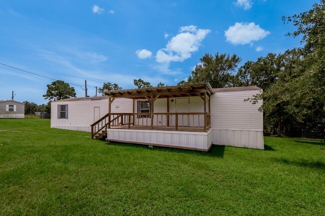 Building Photo - 37 C Riverside Ln