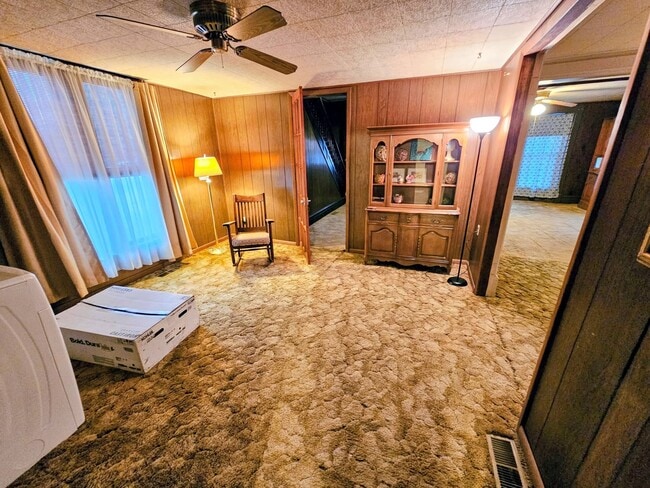 Photo - 114 N 3rd St