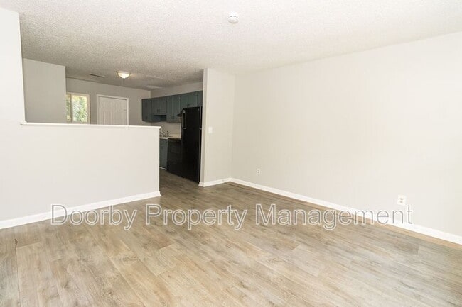 Photo - 7823 Basswood Ln