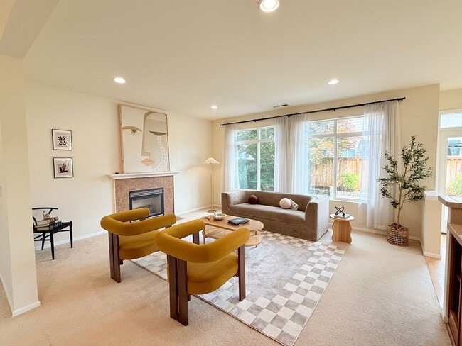 Photo - For Rent – Bright & Spacious Home with Bonus Room