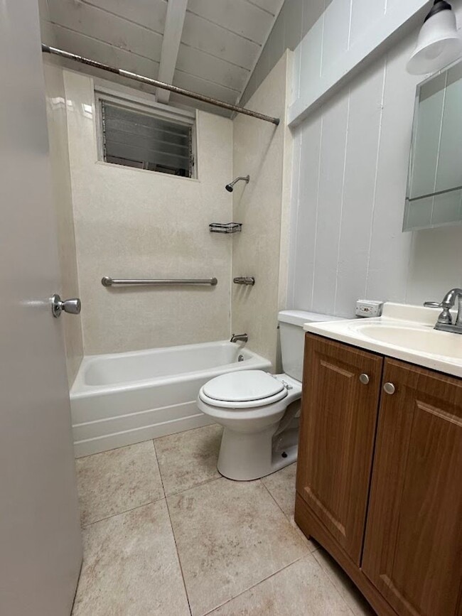 Photo - 1026 Kaweloka St Unit 1026 Kaweloka Back