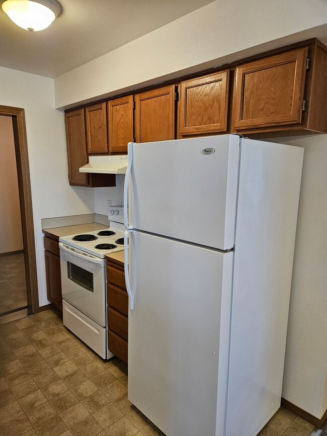 3213 Oaks Avenue Apartment For Rent in Everett, WA