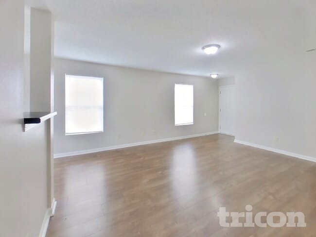 Photo - 6409 Alonzo Dr