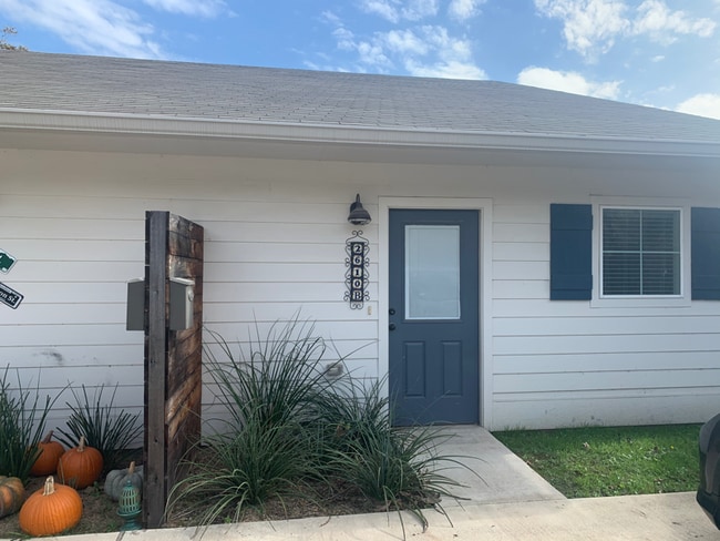 Building Photo - 2610 Burnett Ave