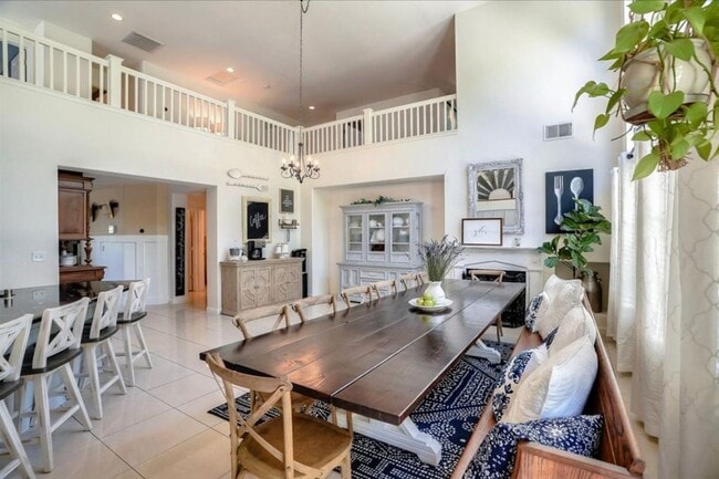 Photo - 1711 Mimosa St
