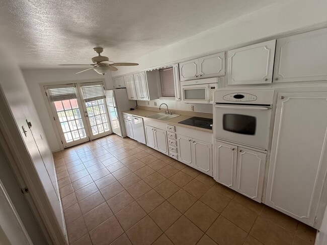 8620 Baltimore Dr Unit 101