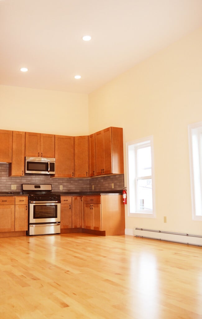 8 Haswell St Unit 2
