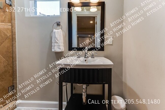 Photo - 432 27th St Unit Bedroom 4