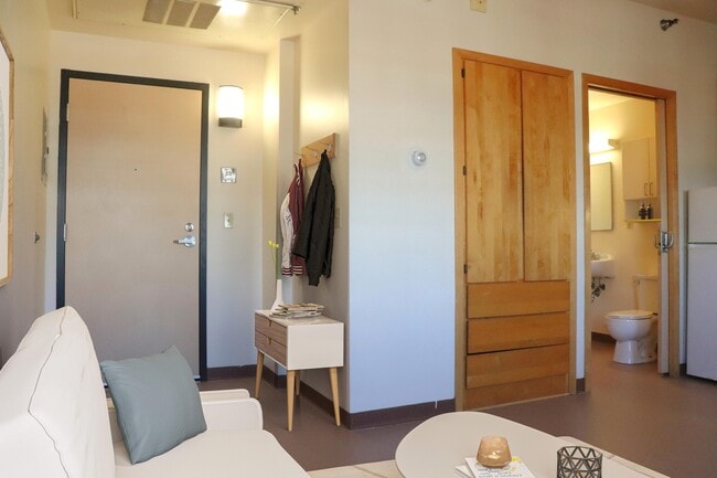 Barnabas Apartments