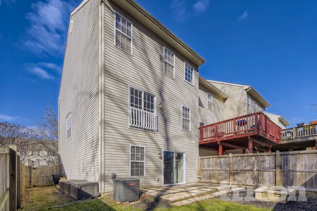 Photo - 4112 Brown Bark Cir