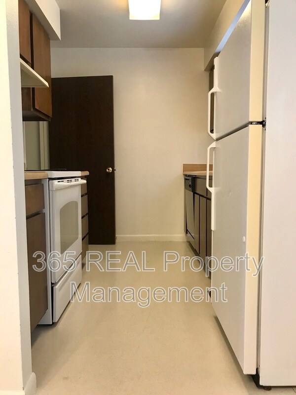 Photo - 2141 28th Ave Ct Unit D