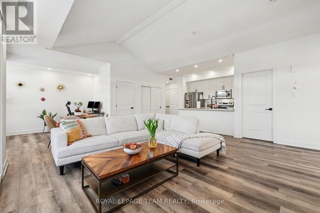 Photo - 35 Overberg Way Unit I