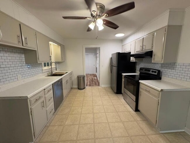 Photo - 1608 Glendale Dr