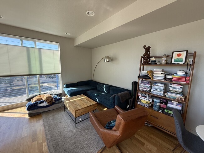 Photo - 1551 King St