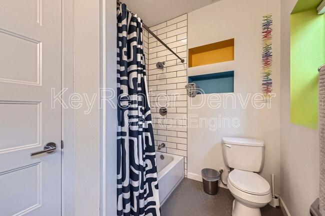 Photo - 729 Inca St
