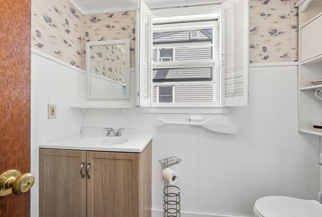 Photo - 21 Chadwell Ave