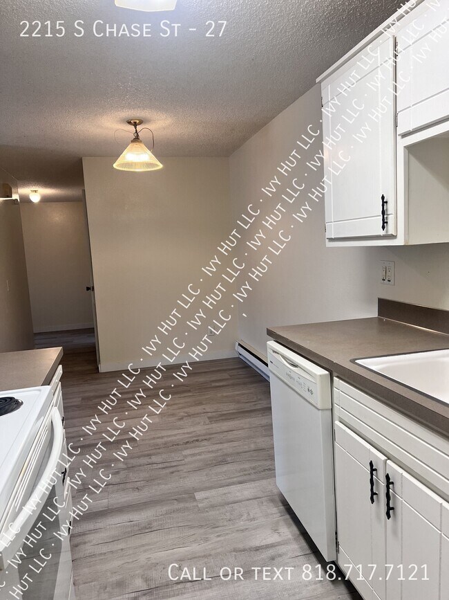 2215 S Chase St Unit 27