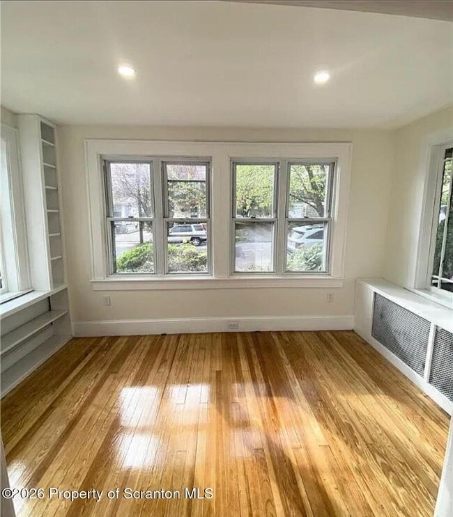 24 Stafford Ave