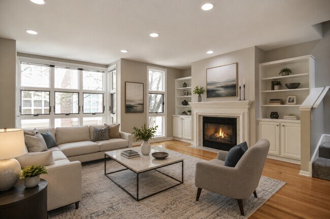 Photo - 2365 N Wayne Ave