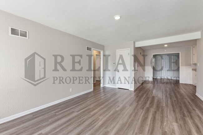 Photo - 1231 N Harding Ave