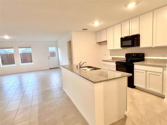 Photo - 326 Ashbrook Wy