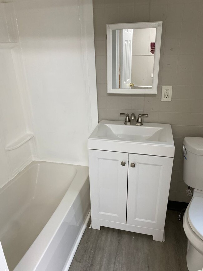 Photo - 938-940 Beech St Unit 940 Beech St