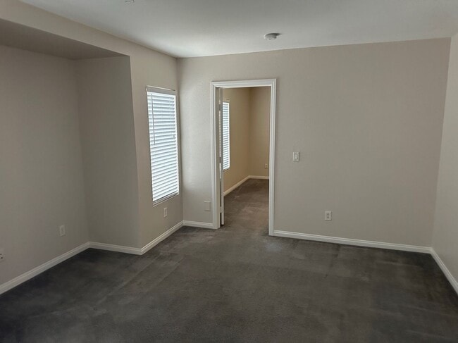 Photo - AVAILABLE NOW! Outstanding 3 Story Home!