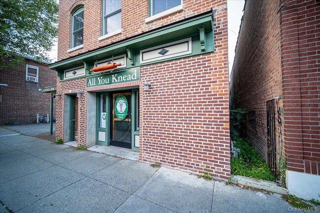 Photo - 308 Main St Unit 2