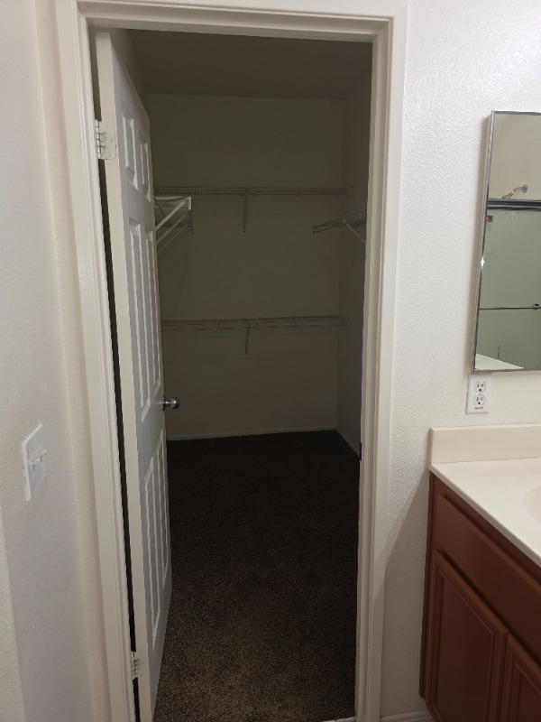 Photo - 17039 Crabapple Ln