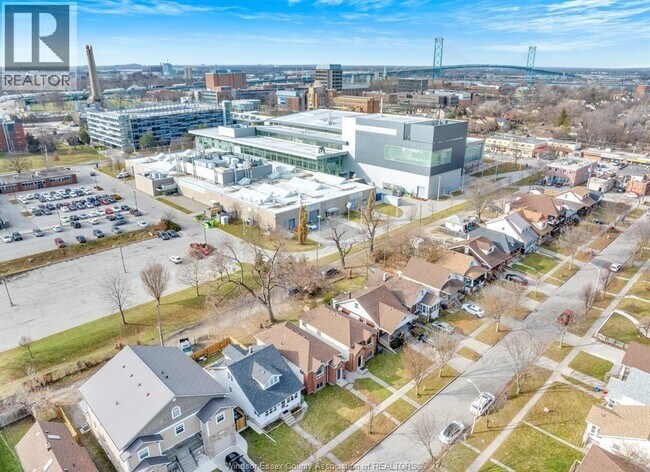 Photo - 715 Randolph Ave