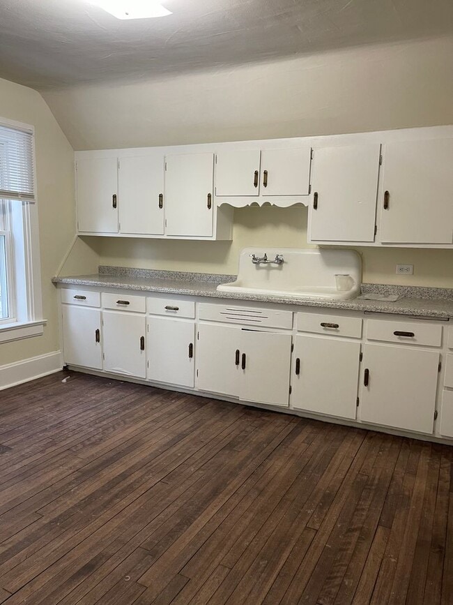 Photo - 914 Jefferson St Apartment Unit 914 1/2