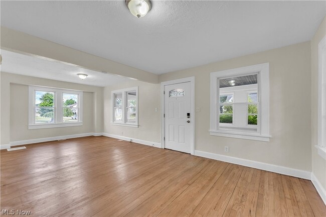 Photo - 19330 Monterey Ave