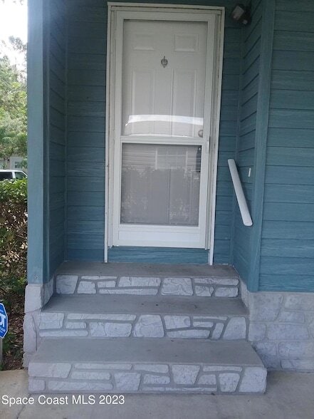 Photo - 1609 Ridge Dr
