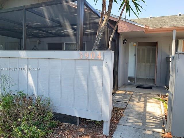 Building Photo - 3904 NW Cinnamon Tree Cir