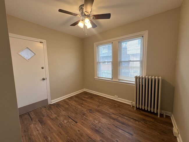 Photo - 5948 Malta St