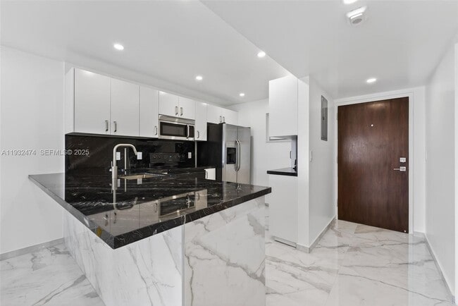 Photo - 8250 Byron Ave Unit 401