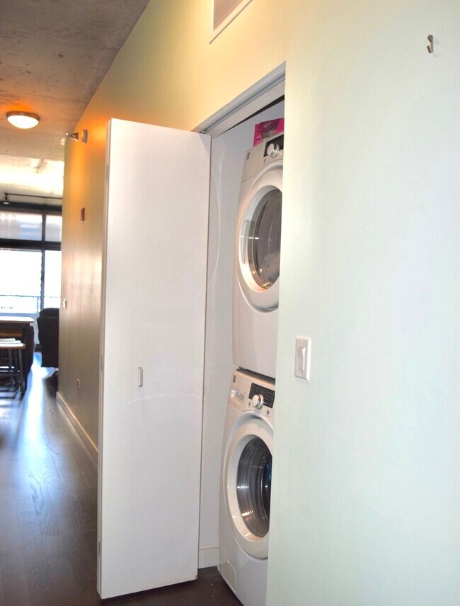 Photo - 235 W Van Buren St Unit 2521